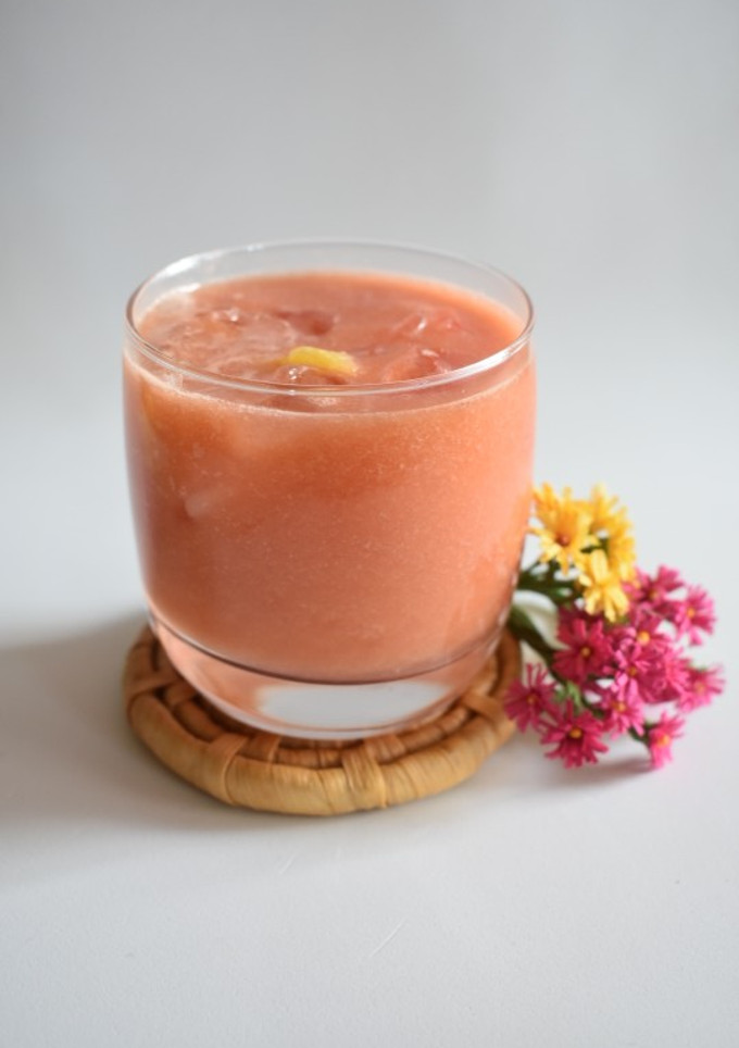Una foto de Smoothie de sandía y piña