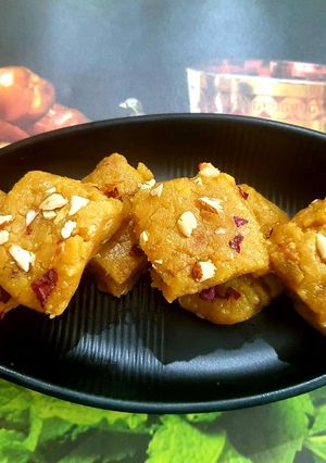 A picture of Besan Burfi.