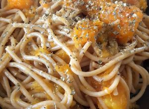 Foto di Spaghetti integrali zucca e maggiorana🍝🎃🌱