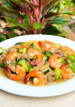 Foto resep Cah Brokoli Jamur Udang