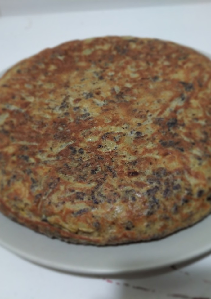 Una foto de Tortilla de morcilla