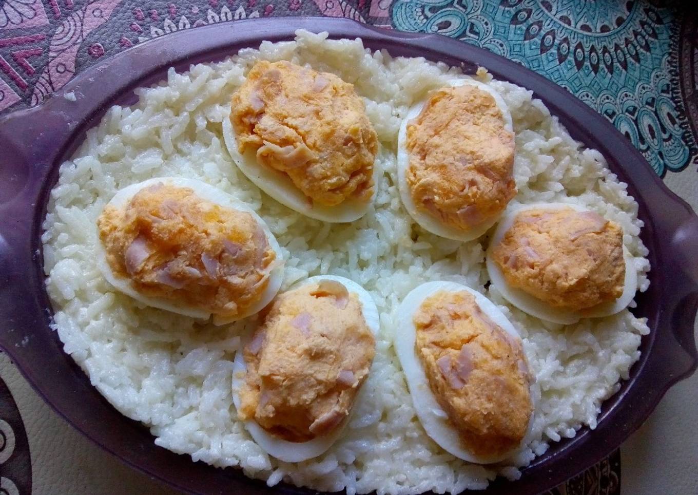 Huevos rellenos de calabaza