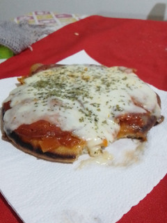 Una foto de Pizza sin horno, pero al sartén!!! Atentiss !!