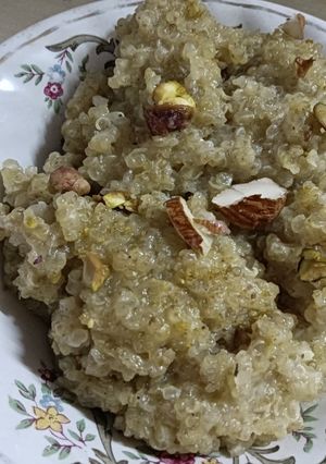 A picture of Quinoa Halwa.