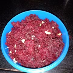 A picture of Beetroot Banana halwa.