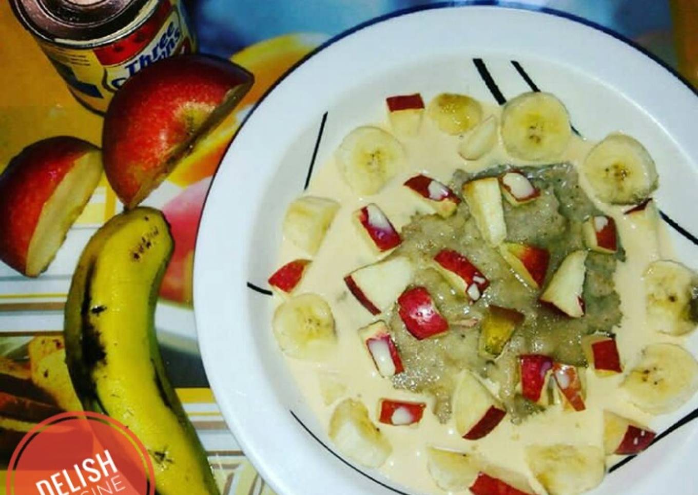 Oats with Apple and Banana slices