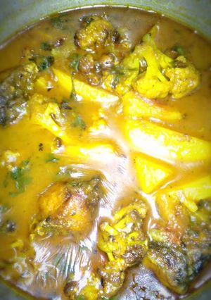 A picture of Fish curry.