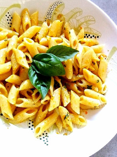 Foto di Pasta al pesto di fiori di zucca