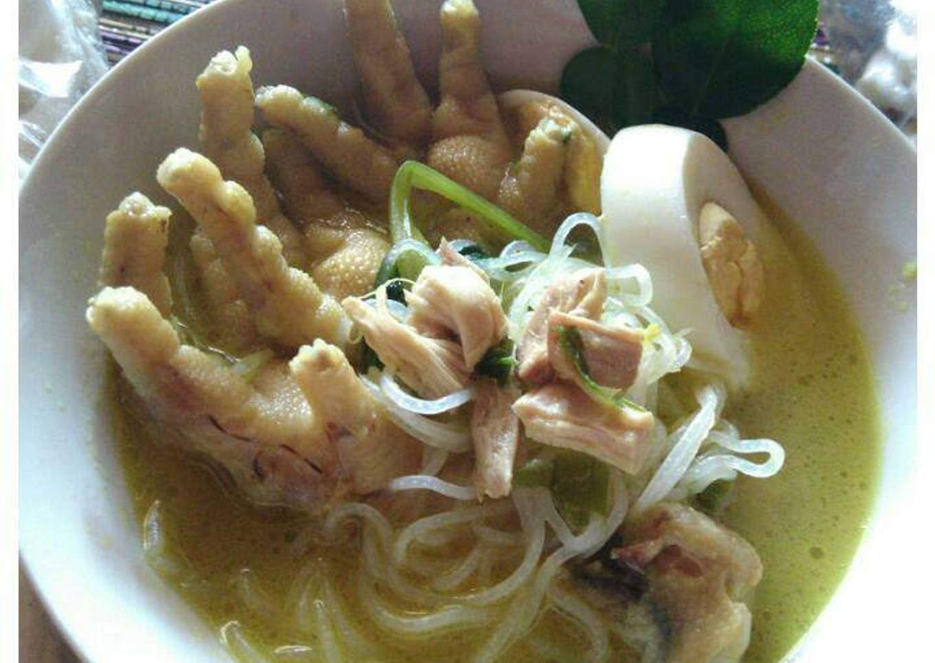 Soto ceker ayam tanpa santan