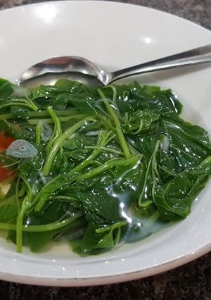Foto resep Spinach...in clear soup alias sayur bening