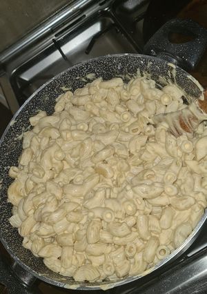 A picture of Mac And Cheese.