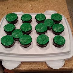 A picture of Easy Dark Chocolate Cupcakes.