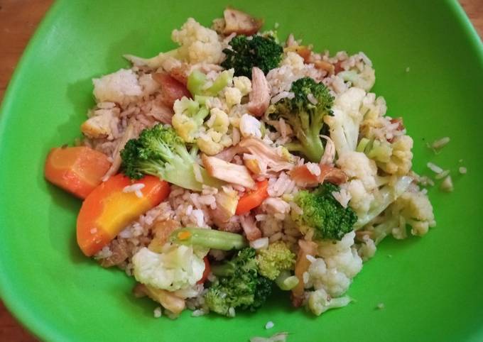 Recipe: Perfect Nasi goreng ayam sayur sehat