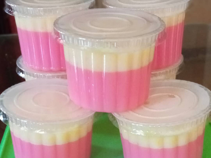 Bagaimana Menyiapkan Puding silky pop Ice strawberry yang Lezat