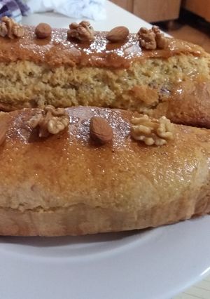 Una foto de Budín de naranja, coco y frutos secos