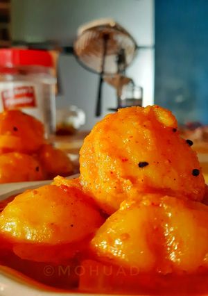 ঘরোয়া দম আলু (Ghoroa Dum aloo recipe in Bengali) রেসিপির প্রধান ছবি