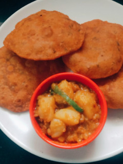தக்காளி மசாலா பூரி செய்முறை முக்கிய புகைப்படம்