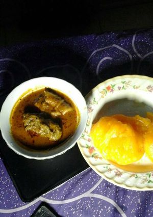 A picture of Starch with banga soup.