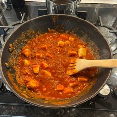 Halloumi Red curry A picture of Halloumi Red curry.
