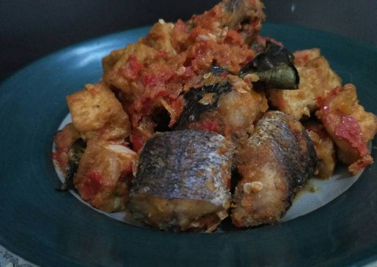 Balado ikan gabus dan tahu