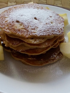 Almás-fahéjas amerikai palacsinta gluténmentesen recept fotója