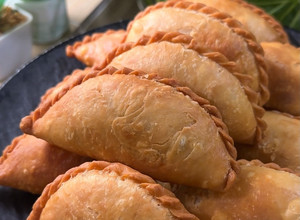 Gambar Karipap kentang ayam