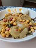 Salteado de acelgas y garbanzos en conservas