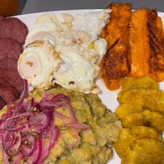 A picture of Mangú - Tres Golpes.
