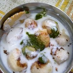 Delicious Moong Daal Bhalle A picture of Delicious Moong Daal Bhalle.