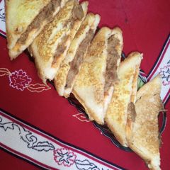 A picture of Egg shami sandwich.