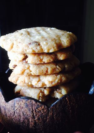 A picture of Coconut-Chocolate Chip Cookie.