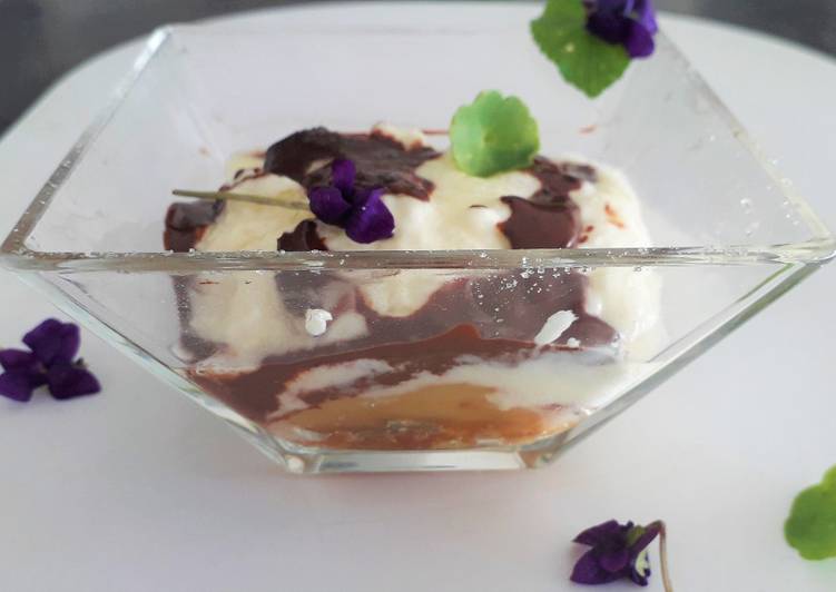 Verrine aux pommes caramélisées fontainebleau et chocolat noir