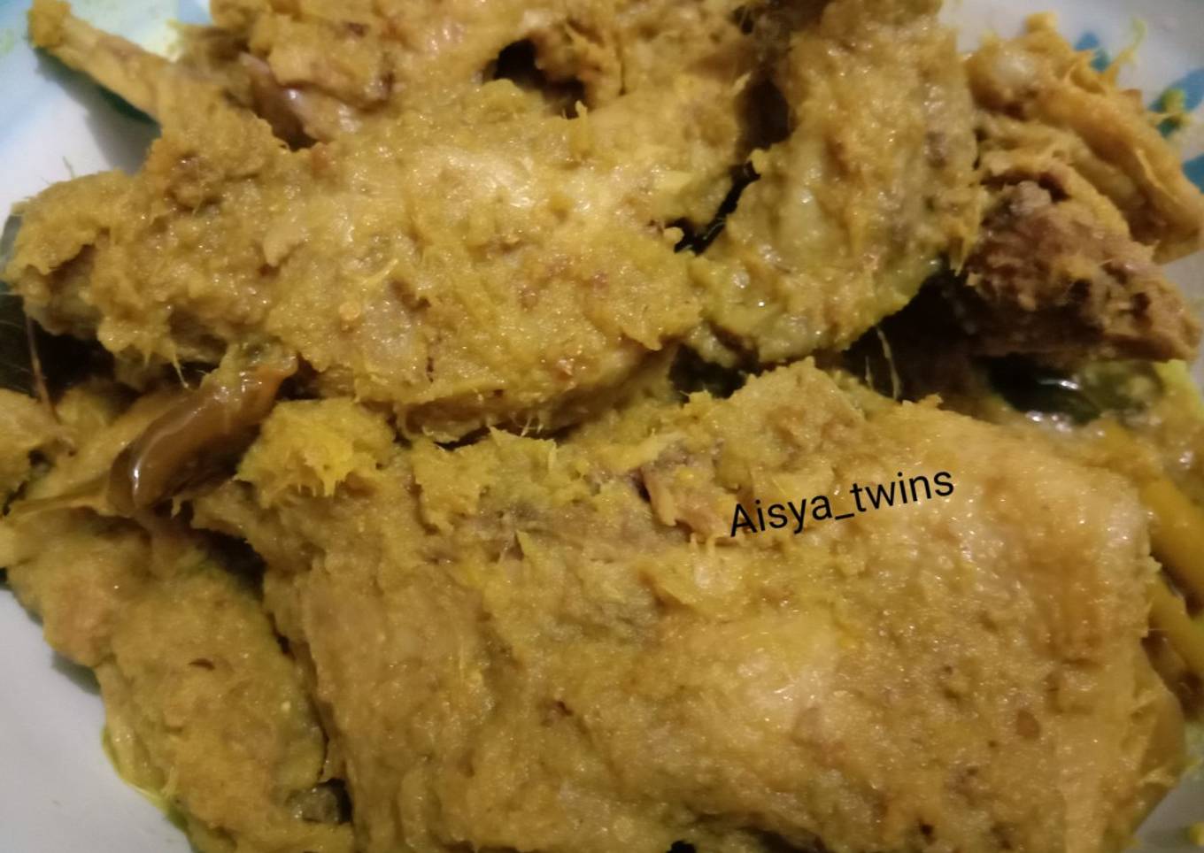 Bebek goreng laos