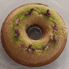 کیک ساده فاطمه پز🥮-レシピのメイン写真