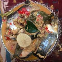 รูปของ Patin bumbu rujak