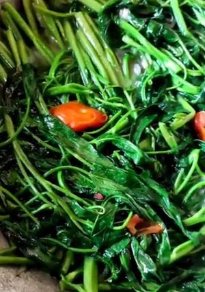 Foto resep Tumis Kangkung Cepat, Mudah, dan Enak