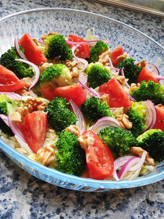 Una foto de Ensalada de brócoli