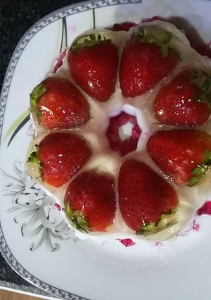 عکسی از دستور ژله ویترین توت فرنگی