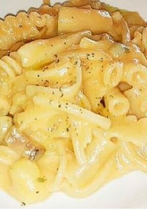 Foto di Pasta patate e provola!