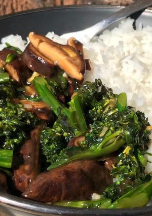 A picture of Sweet n salty 2 veggie bowl.
