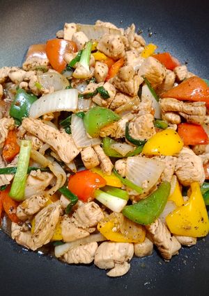 รูปของ อกไก่ผัดซอสพริกไทยดำ