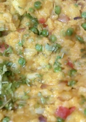 A picture of Dosa aloo.