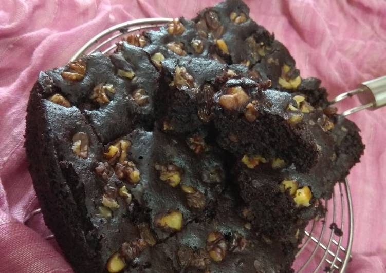 Easiest Way to Make Quick Steamed Walnut Brownie From Buiscuits