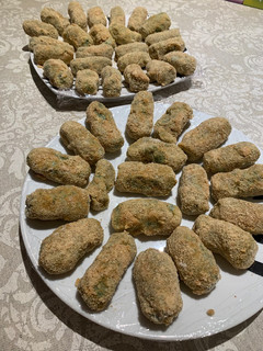 Una foto de Croquetas de espinacas. Mambo Cecotec