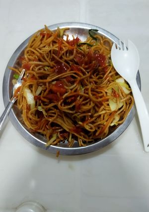 A picture of Veg noodles.