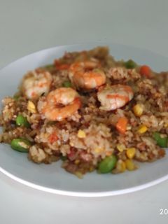 蝦仁蛋炒飯 的食譜成品照片