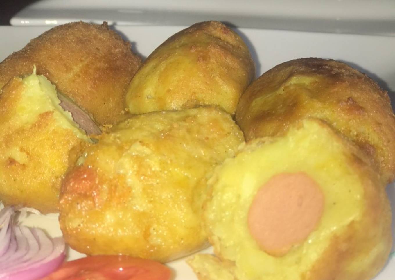 Stuffed potato balls