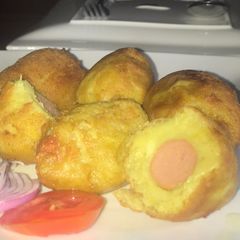 A picture of Stuffed potato balls.