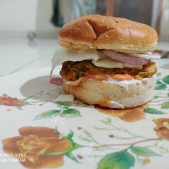 A picture of Veg Burger.