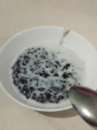 Cara Gampang Membikin Resep Bubur Ketan Hitam yang Uenak Anti Ribet, Mantap Sekali